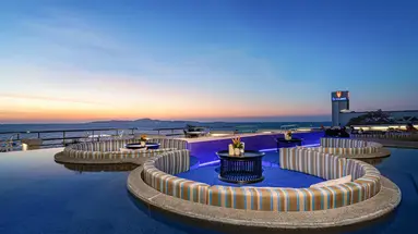 Royal Cliff Beach Terrace