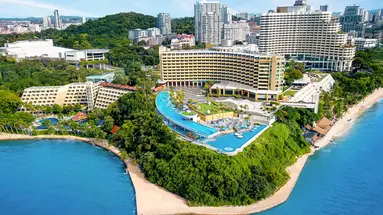 Royal Cliff Beach