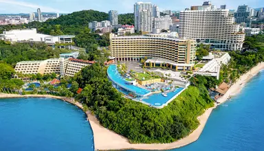 Royal Cliff Beach