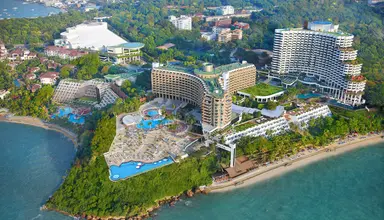 Royal Cliff Beach