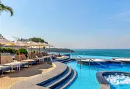 Royal Cliff Beach