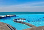 Royal Cliff Beach