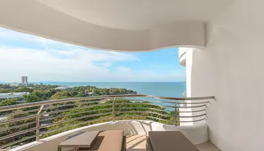 Royal Cliff Grand