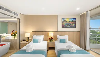 Royal Cliff Grand