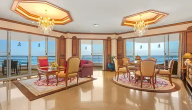 Royal Cliff Grand