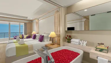 Royal Cliff Grand