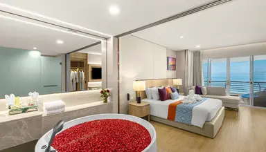 Royal Cliff Grand