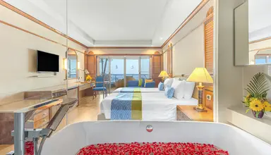 Royal Cliff Grand