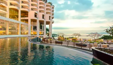 Royal Cliff Grand