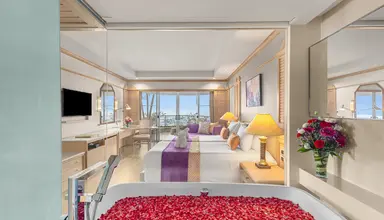 Royal Cliff Grand