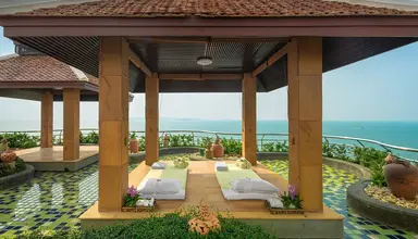 Royal Cliff Grand