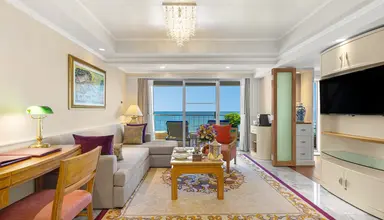 Royal Cliff Wing Suites & Spa