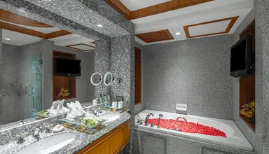 Royal Cliff Wing Suites & Spa