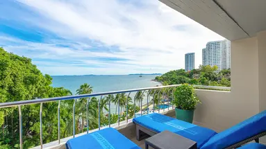 Royal Cliff Wing Suites & Spa
