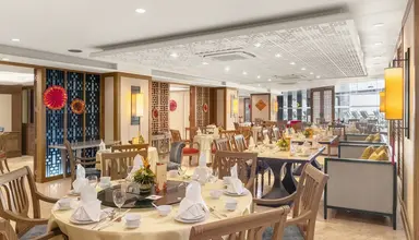 Royal Cliff Wing Suites & Spa