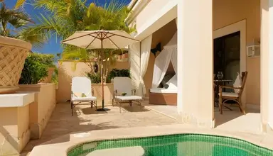 Royal Garden Villas