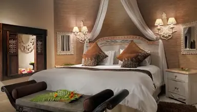 Royal Garden Villas