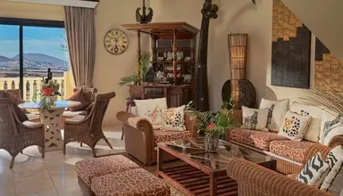 Royal Garden Villas