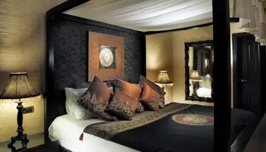 Royal Garden Villas