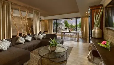Royal Garden Villas