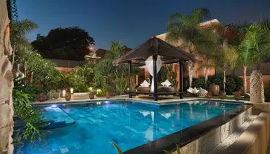 Royal Garden Villas