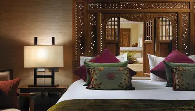 Royal Garden Villas