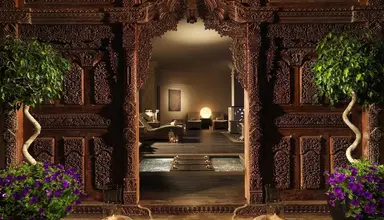 Royal Garden Villas