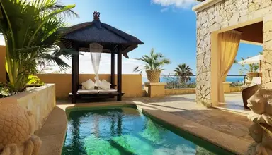 Royal Garden Villas