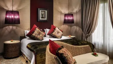 Royal Garden Villas