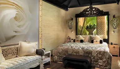 Royal Garden Villas