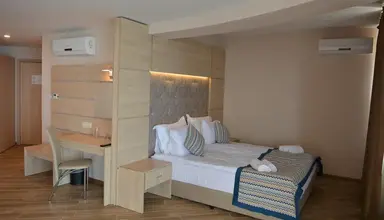 Royal Grand Hotel & Spa