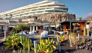 Royal Hideaway Corales Suites
