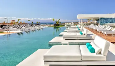Royal Hideaway Corales Suites
