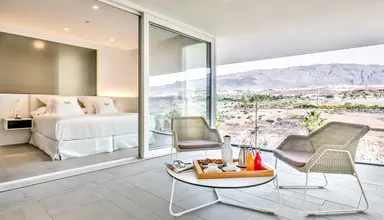 Royal Hideaway Corales Suites