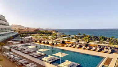 Royal Hideaway Corales Suites