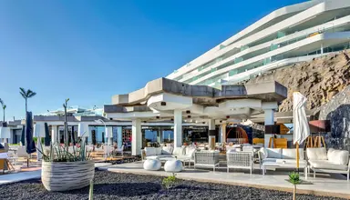 Royal Hideaway Corales Suites