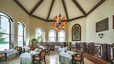 Royal Hideaway Playacar Occidental Resorts