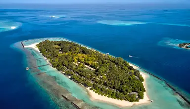 Royal Island Resort & Spa