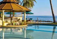 Royal Island Resort & Spa