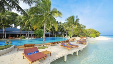 Royal Island Resort & Spa