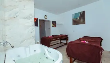 Royal Lagoons Aqua Park Resort & Spa