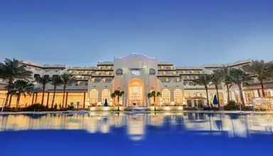 Royal Lagoons Aqua Park Resort & Spa