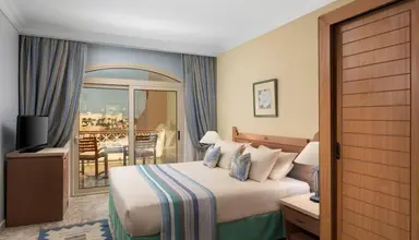 Royal Lagoons Aqua Park Resort & Spa