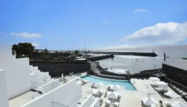Royal Marina Suites