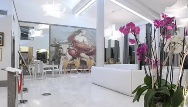Royal Marmin Bay Boutique & Art