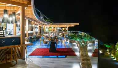 Royal Marmin Bay Boutique & Art
