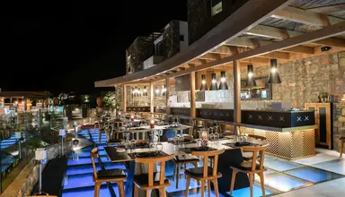 Royal Marmin Bay Boutique & Art