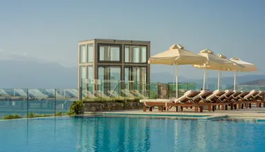 Royal Marmin Bay Boutique & Art
