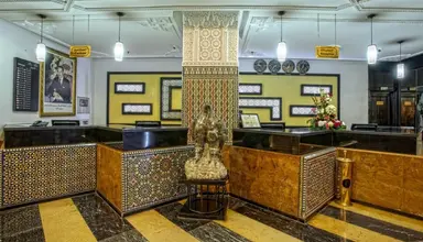 Royal Mirage