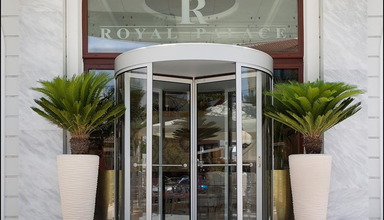 Royal Palace Resort & Spa